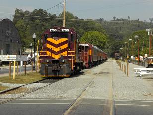 GP9 Rests After Uncoupling At Bryson Depot