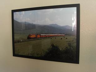 Fitting Pictures For The Presidential Suite